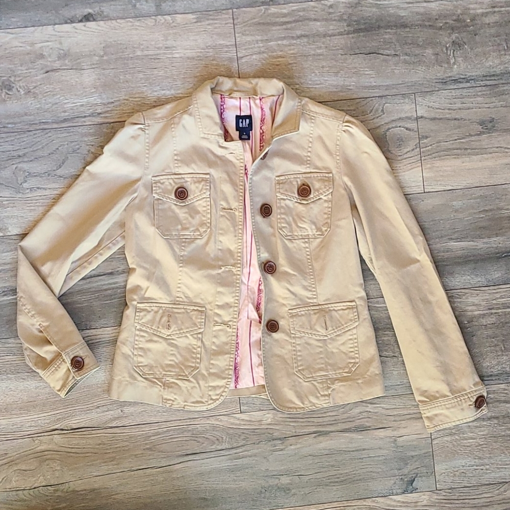 Light Weight Gap Jacket